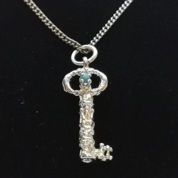 Jewelry - Sterling turquoise key  necklace